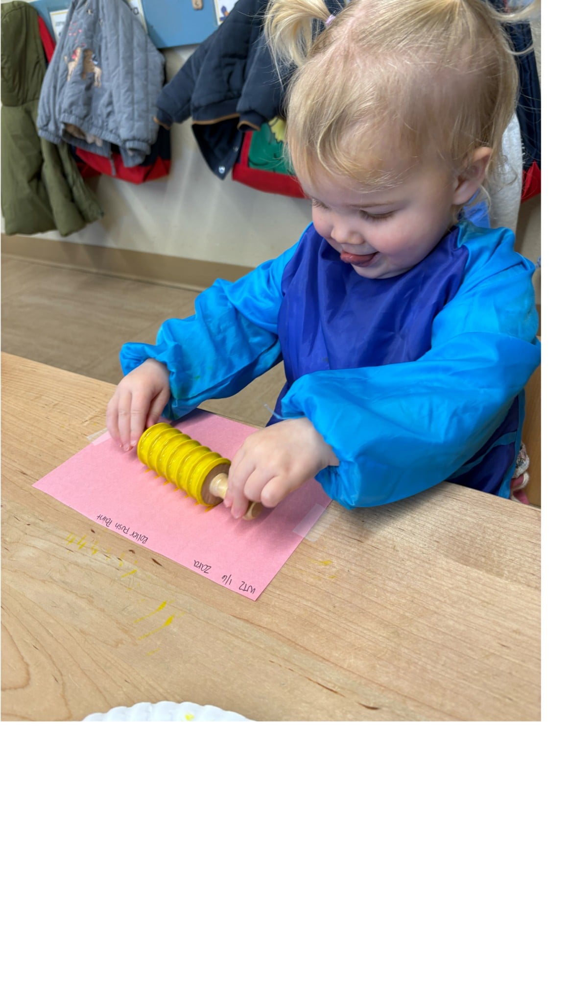 Toddler 1 Wonder Time 2 Early Art Masters Roller Push Paint! Inspiring the children to create art by moving a roller dipped in paint!