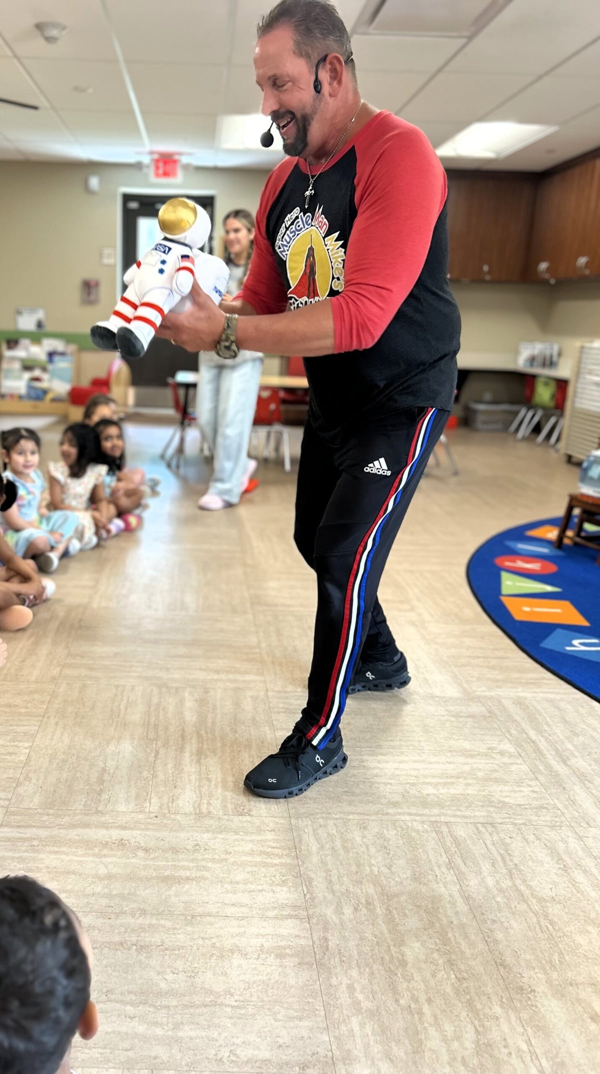 Muscle Man Mike's Fit4Kids Show