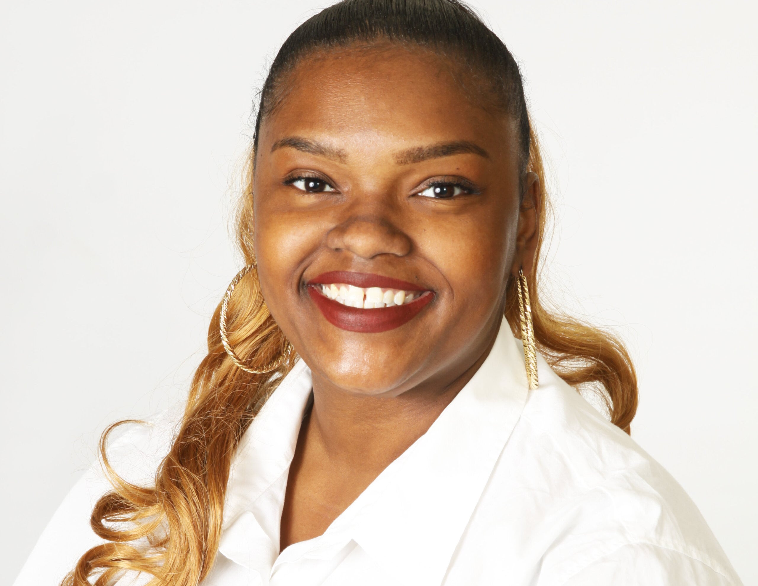 Ms. Angelina Dorsett
