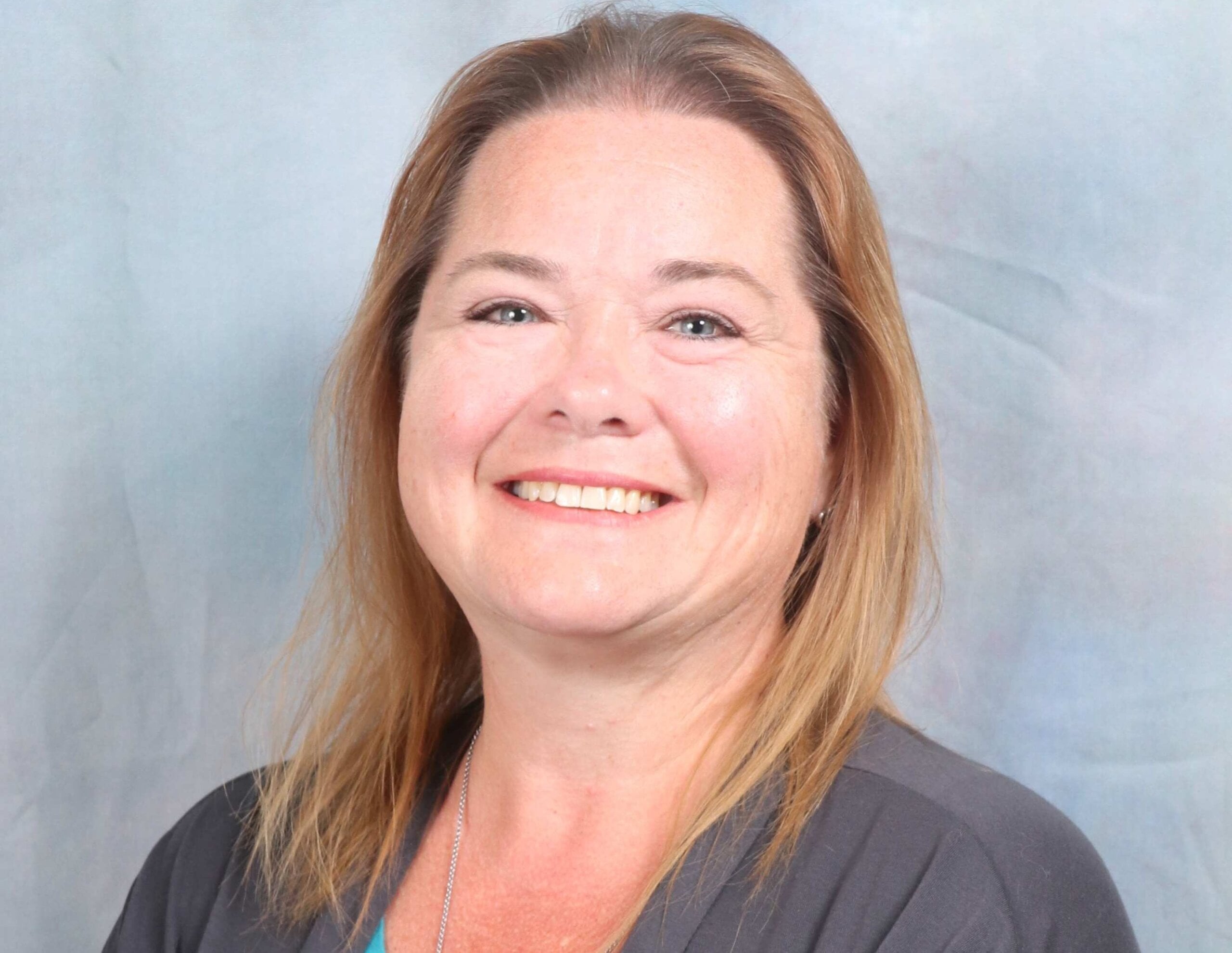 Lora Shelton